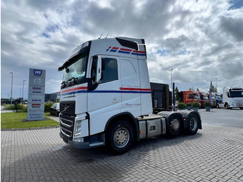 وحدة جر VOLVO FH 500
