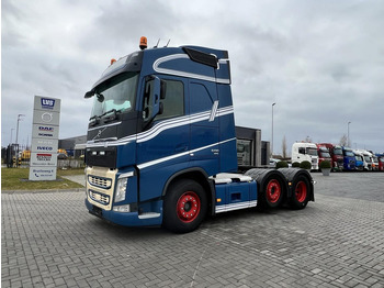 وحدة جر VOLVO FH 500