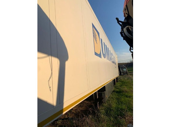 نصف مقطورة مُبرِّدة Semiremorci Frigorifice Dube Thermoking Ca: صورة 4 نصف مقطورة مُبرِّدة Semiremorci Frigorifice Dube Thermoking Ca: صورة 4