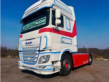 وحدة جر DAF XF 450