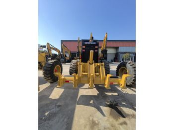 ممهدة CATERPILLAR 140K