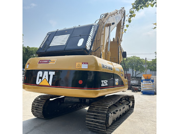 حفار زحاف CATERPILLAR 325C