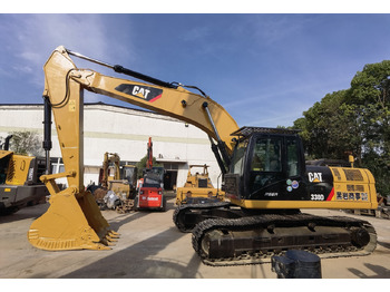 حفار زحاف CATERPILLAR 330D
