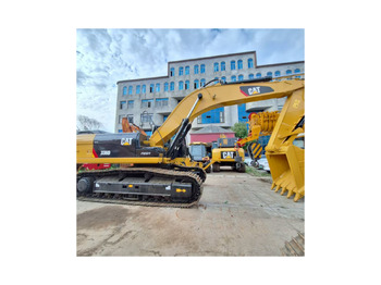 حفارة CATERPILLAR 336D