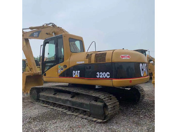 حفار زحاف CATERPILLAR 320C