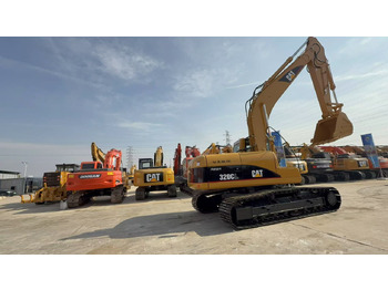 حفار زحاف CATERPILLAR 320CL