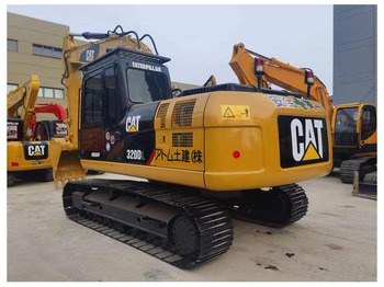 حفار زحاف CATERPILLAR 320DL