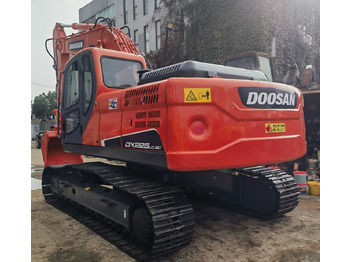 حفار زحاف DOOSAN Doosan DX225LC Crawler excavator: صورة 2