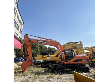 Doosan DH210w-7 wheel excavator Doosan DH210w-7 wheel excavator: صورة 5