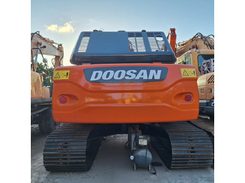 حفار زحاف DOOSAN DX225LC-9C