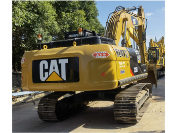 حفار زحاف CATERPILLAR 325D