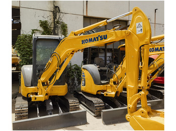 حفار زحاف KOMATSU PC35MR-3