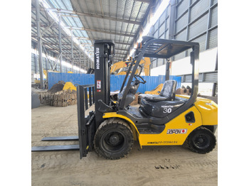 رافعة شوكية ديزل Komatsu FD30 Forklift: صورة 5