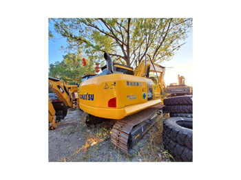 حفار زحاف KOMATSU PC130