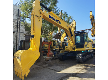 حفار زحاف KOMATSU PC200-8