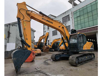 حفار زحاف Second Hand Hyundai 220lc-9s excavators with good condition in china shanghai yard for sale: صورة 4