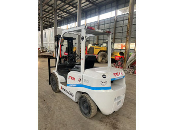 رافعة شوكية ديزل TCM FD30 Forklift: صورة 3