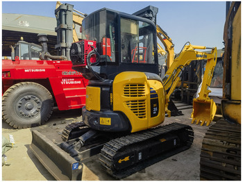 حفار زحاف KOMATSU PC35