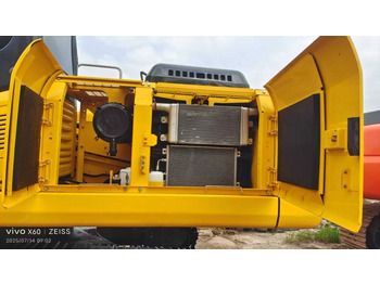 حفار زحاف Komatsu PC 220-7: صورة 3
