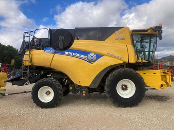 حصادة موحَّدة NEW HOLLAND CR series