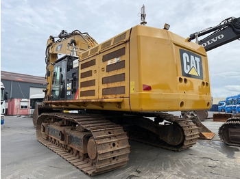 حفار زحاف CATERPILLAR 374FL