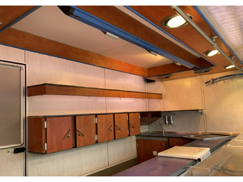 مقطورة بيع ( الأغذية) Inna Inny Autosklep wędlin Gastronomiczna food truck foodtruck sklep bar 2000: صورة 3 مقطورة بيع ( الأغذية) Inna Inny Autosklep wędlin Gastronomiczna food truck foodtruck sklep bar 2000: صورة 3