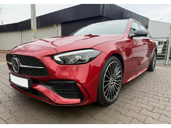 سيارة MERCEDES-BENZ