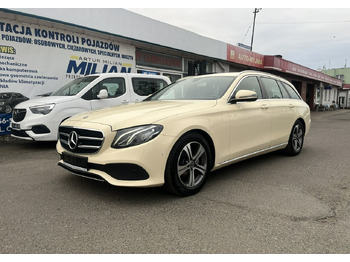 سيارة MERCEDES-BENZ
