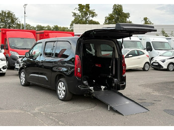 سيارة ستيشن OPEL