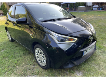 هاتشباك TOYOTA