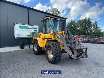 اللودر بعجل VOLVO L40B