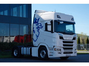 وحدة جر SCANIA R 450