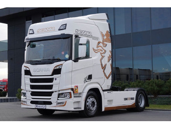 وحدة جر SCANIA R 450