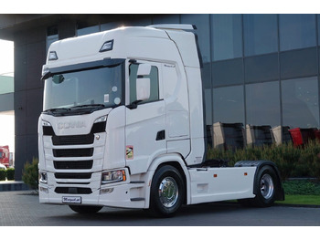 وحدة جر SCANIA S 450