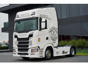 وحدة جر SCANIA S 500