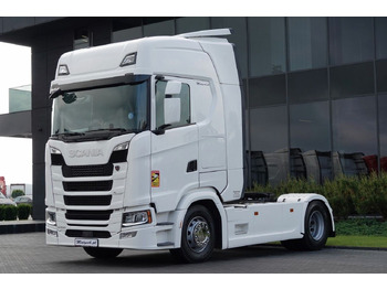 وحدة جر SCANIA S 500