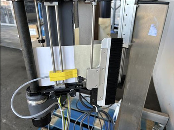 آلة التعبئة والتغليف Collamat NG50 YL Side labeller: صورة 4 آلة التعبئة والتغليف Collamat NG50 YL Side labeller: صورة 4