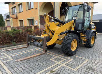 اللودر بعجل Caterpillar CAT 908M / SPROWADZONA / ŁYŻKA SZCZĘKA + WIDŁY / / 2017R / W ORGINALE / Z NIEMIEC / 1 WŁAŚCICIEL/: صورة 4