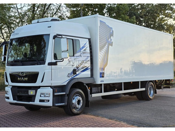 شاحنة مقفلة MAN TGM 15.290