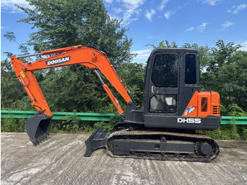 حفارة مُصَّغرة DOOSAN DH55