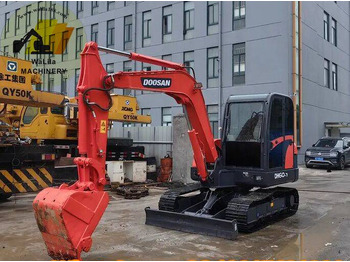 حفارة مُصَّغرة DOOSAN DH60-7