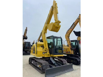 حفارة مُصَّغرة Komatsu 70-8: صورة 2