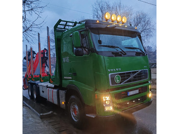 شاحنة قطع الأشجار VOLVO FH12