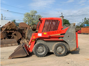 شيول صغير Gehl SL3840SX: صورة 2 شيول صغير Gehl SL3840SX: صورة 2