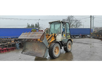 اللودر بعجل LIEBHERR L 506