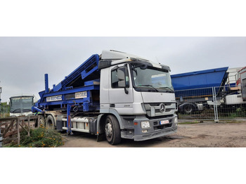 شاحنة ذات خطاف MERCEDES-BENZ