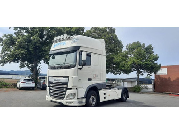 وحدة جر DAF XF 106 460