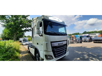 وحدة جر DAF XF 106 460