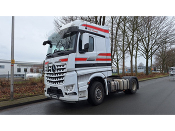 وحدة جر MERCEDES-BENZ Arocs 1845