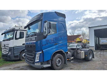 وحدة جر VOLVO FH 460